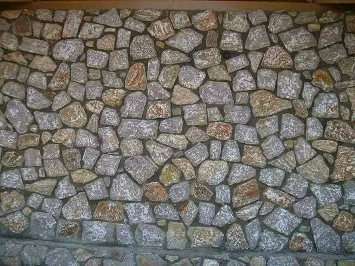 Doğal taş duvar işçiliği